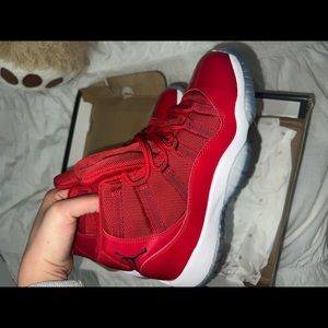 COPY - 100% authentic Jordan 11’s